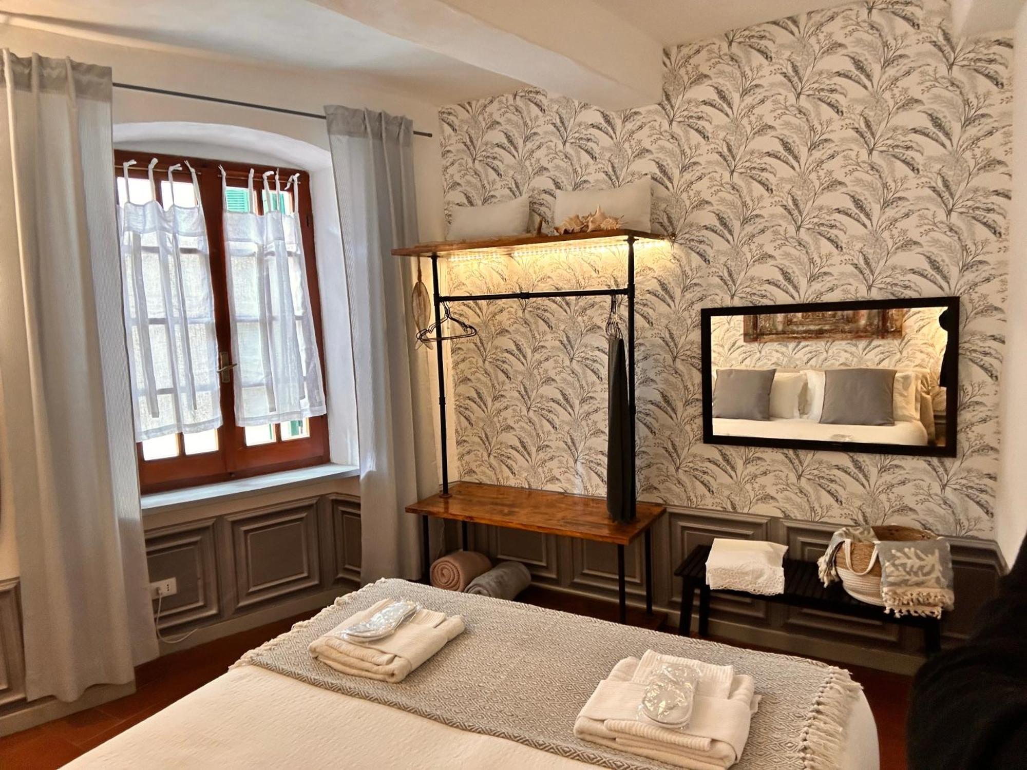 Compagnia Del Mare, Cinque Terre Full Apt X 2, Centro Storico,5 Minuti Dal Mare! Riomaggiore Bagian luar foto