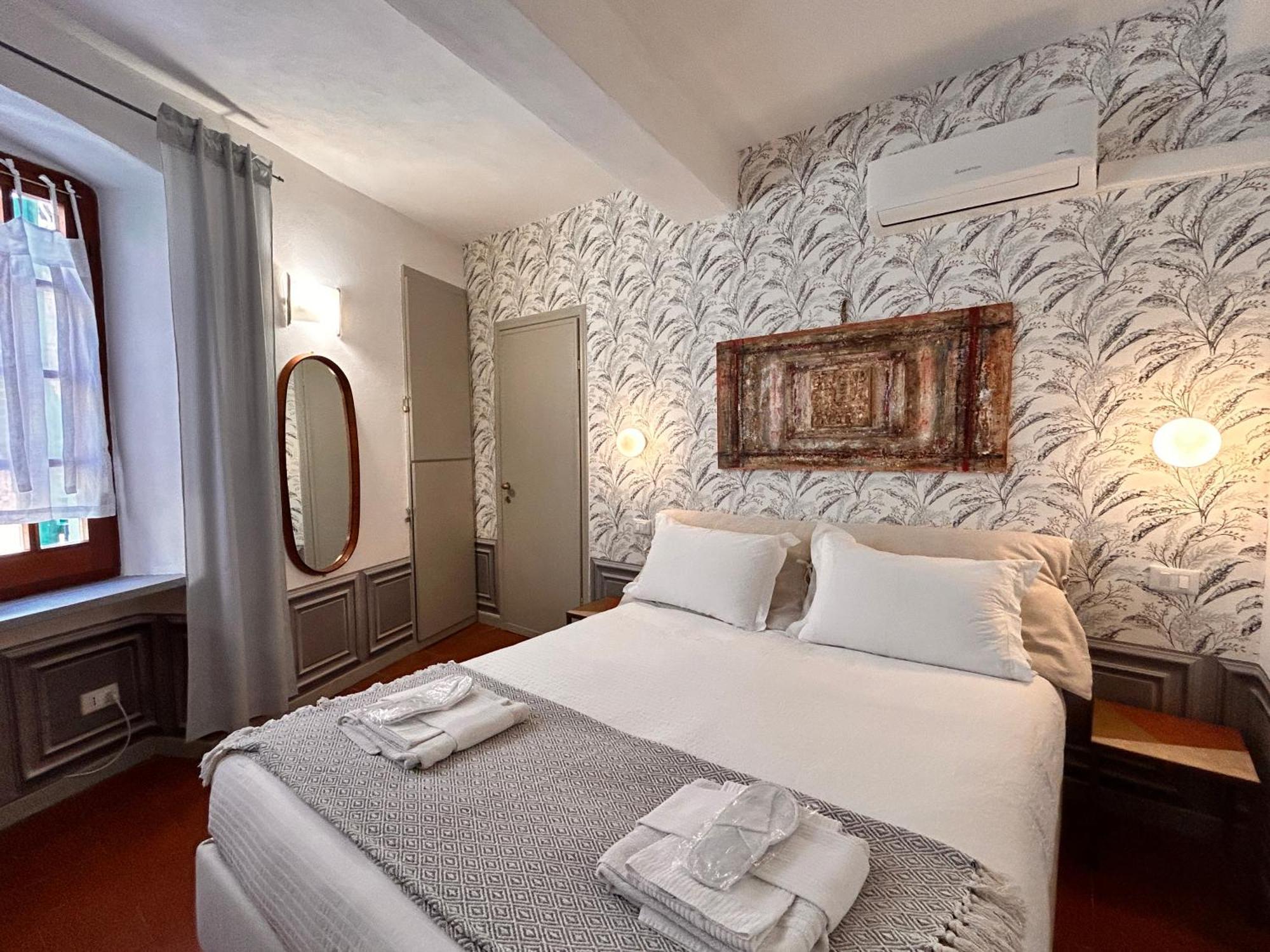 Compagnia Del Mare, Cinque Terre Full Apt X 2, Centro Storico,5 Minuti Dal Mare! Riomaggiore Bagian luar foto