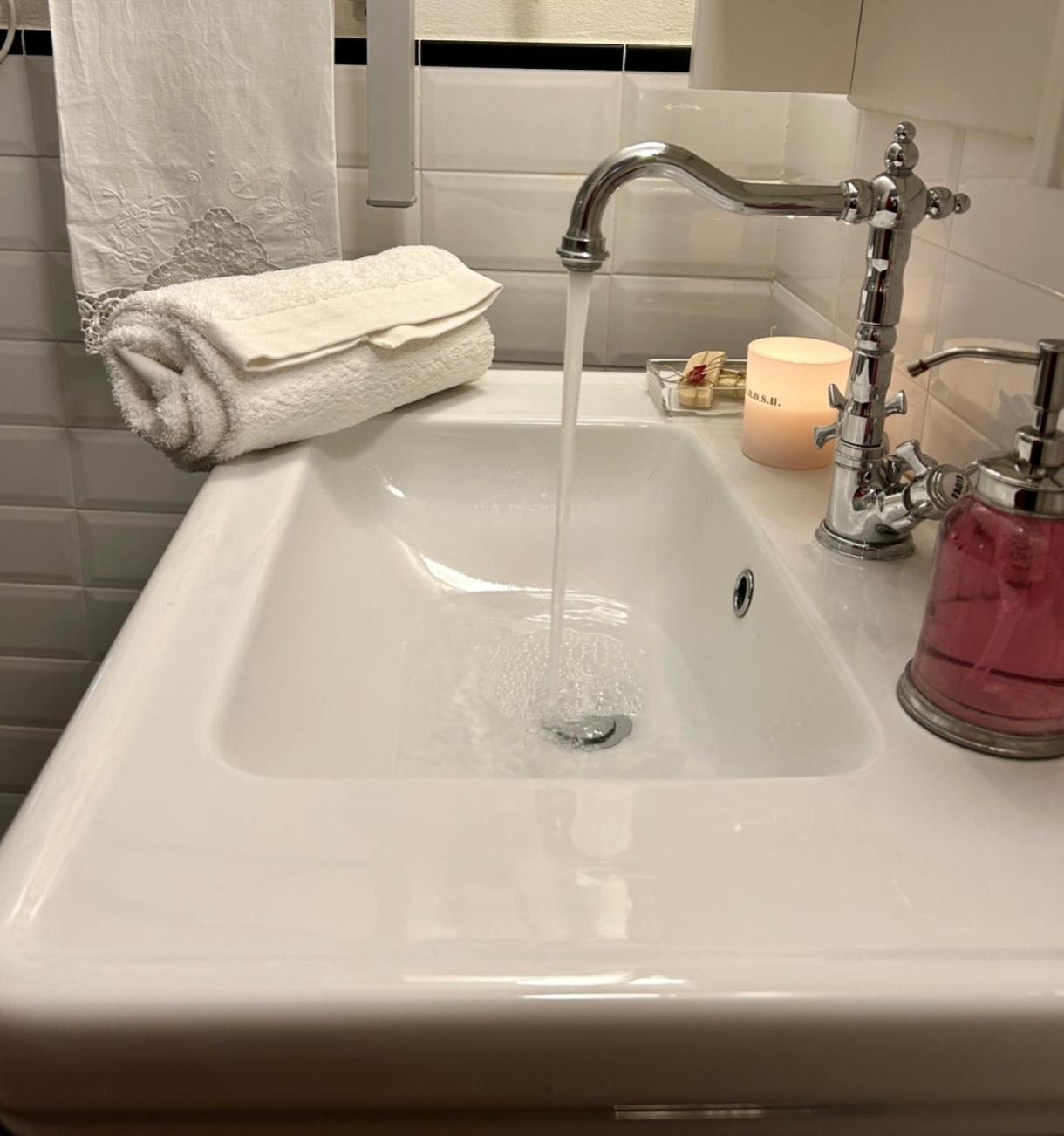Compagnia Del Mare, Cinque Terre Full Apt X 2, Centro Storico,5 Minuti Dal Mare! Riomaggiore Bagian luar foto